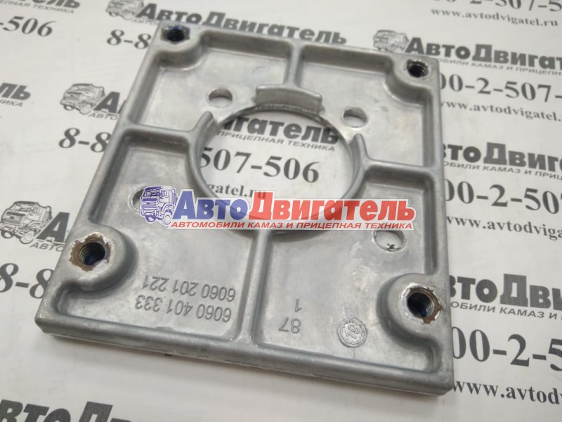 Пластина промежуточная КПП 6060201221 КамАЗ ZF