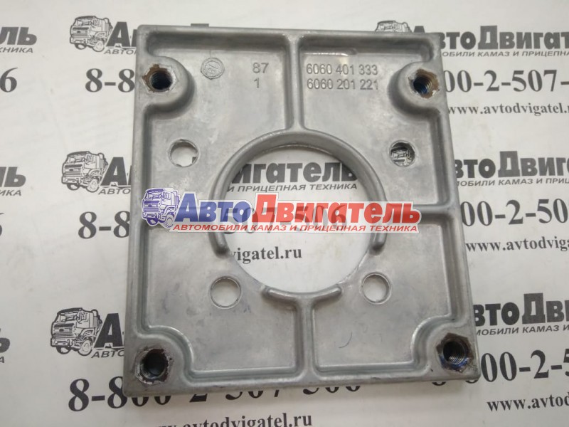 Пластина промежуточная КПП 6060201221 КамАЗ ZF